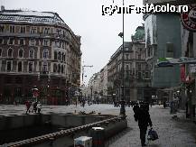 [P02] Viena - Stephansplatz, loc de pornire in tururile turistice din centrul orasului » foto by danoradea
 - 
<span class="allrVoted glyphicon glyphicon-heart hidden" id="av44961"></span>
<a class="m-l-10 hidden" id="sv44961" onclick="voting_Foto_DelVot(,44961,461)" role="button">șterge vot <span class="glyphicon glyphicon-remove"></span></a>
<a id="v944961" class=" c-red"  onclick="voting_Foto_SetVot(44961)" role="button"><span class="glyphicon glyphicon-heart-empty"></span> <b>LIKE</b> = Votează poza</a> <img class="hidden"  id="f44961W9" src="/imagini/loader.gif" border="0" /><span class="AjErrMes hidden" id="e44961ErM"></span>