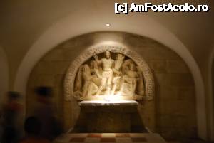 [P12] Viena, Biserica Sf. Stefan, Stephansdom, catacombele » foto by unq
 - 
<span class="allrVoted glyphicon glyphicon-heart hidden" id="av486088"></span>
<a class="m-l-10 hidden" id="sv486088" onclick="voting_Foto_DelVot(,486088,461)" role="button">șterge vot <span class="glyphicon glyphicon-remove"></span></a>
<a id="v9486088" class=" c-red"  onclick="voting_Foto_SetVot(486088)" role="button"><span class="glyphicon glyphicon-heart-empty"></span> <b>LIKE</b> = Votează poza</a> <img class="hidden"  id="f486088W9" src="/imagini/loader.gif" border="0" /><span class="AjErrMes hidden" id="e486088ErM"></span>
