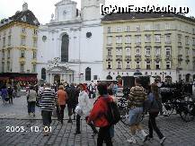 [P19] Michaelerplatz, văzută dinspre intrarea la Hofburg. » foto by Costi
 - 
<span class="allrVoted glyphicon glyphicon-heart hidden" id="av28584"></span>
<a class="m-l-10 hidden" id="sv28584" onclick="voting_Foto_DelVot(,28584,461)" role="button">șterge vot <span class="glyphicon glyphicon-remove"></span></a>
<a id="v928584" class=" c-red"  onclick="voting_Foto_SetVot(28584)" role="button"><span class="glyphicon glyphicon-heart-empty"></span> <b>LIKE</b> = Votează poza</a> <img class="hidden"  id="f28584W9" src="/imagini/loader.gif" border="0" /><span class="AjErrMes hidden" id="e28584ErM"></span>