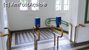 [P02] Intrarea la metrou » foto by 1210andrei
 - 
<span class="allrVoted glyphicon glyphicon-heart hidden" id="av770132"></span>
<a class="m-l-10 hidden" id="sv770132" onclick="voting_Foto_DelVot(,770132,461)" role="button">șterge vot <span class="glyphicon glyphicon-remove"></span></a>
<a id="v9770132" class=" c-red"  onclick="voting_Foto_SetVot(770132)" role="button"><span class="glyphicon glyphicon-heart-empty"></span> <b>LIKE</b> = Votează poza</a> <img class="hidden"  id="f770132W9" src="/imagini/loader.gif" border="0" /><span class="AjErrMes hidden" id="e770132ErM"></span>