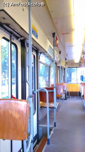 [P05] interior tramvai vechi » foto by 1210andrei
 - 
<span class="allrVoted glyphicon glyphicon-heart hidden" id="av770135"></span>
<a class="m-l-10 hidden" id="sv770135" onclick="voting_Foto_DelVot(,770135,461)" role="button">șterge vot <span class="glyphicon glyphicon-remove"></span></a>
<a id="v9770135" class=" c-red"  onclick="voting_Foto_SetVot(770135)" role="button"><span class="glyphicon glyphicon-heart-empty"></span> <b>LIKE</b> = Votează poza</a> <img class="hidden"  id="f770135W9" src="/imagini/loader.gif" border="0" /><span class="AjErrMes hidden" id="e770135ErM"></span>