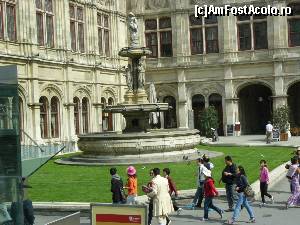 [P14] Cladirea Operei din Viena » foto by stellinna
 - 
<span class="allrVoted glyphicon glyphicon-heart hidden" id="av678069"></span>
<a class="m-l-10 hidden" id="sv678069" onclick="voting_Foto_DelVot(,678069,461)" role="button">șterge vot <span class="glyphicon glyphicon-remove"></span></a>
<a id="v9678069" class=" c-red"  onclick="voting_Foto_SetVot(678069)" role="button"><span class="glyphicon glyphicon-heart-empty"></span> <b>LIKE</b> = Votează poza</a> <img class="hidden"  id="f678069W9" src="/imagini/loader.gif" border="0" /><span class="AjErrMes hidden" id="e678069ErM"></span>