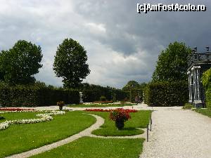 [P38] Schönbrunn » foto by stellinna
 - 
<span class="allrVoted glyphicon glyphicon-heart hidden" id="av678118"></span>
<a class="m-l-10 hidden" id="sv678118" onclick="voting_Foto_DelVot(,678118,461)" role="button">șterge vot <span class="glyphicon glyphicon-remove"></span></a>
<a id="v9678118" class=" c-red"  onclick="voting_Foto_SetVot(678118)" role="button"><span class="glyphicon glyphicon-heart-empty"></span> <b>LIKE</b> = Votează poza</a> <img class="hidden"  id="f678118W9" src="/imagini/loader.gif" border="0" /><span class="AjErrMes hidden" id="e678118ErM"></span>