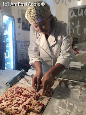 [P13] Adelheid Luxury Biscuits Confectionery - Doamna Adelheid Horvath » foto by Anduise
 - 
<span class="allrVoted glyphicon glyphicon-heart hidden" id="av1098584"></span>
<a class="m-l-10 hidden" id="sv1098584" onclick="voting_Foto_DelVot(,1098584,461)" role="button">șterge vot <span class="glyphicon glyphicon-remove"></span></a>
<a id="v91098584" class=" c-red"  onclick="voting_Foto_SetVot(1098584)" role="button"><span class="glyphicon glyphicon-heart-empty"></span> <b>LIKE</b> = Votează poza</a> <img class="hidden"  id="f1098584W9" src="/imagini/loader.gif" border="0" /><span class="AjErrMes hidden" id="e1098584ErM"></span>