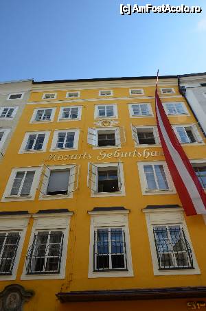 [P19] Salzburg, Casa Mozart » foto by unq
 - 
<span class="allrVoted glyphicon glyphicon-heart hidden" id="av481392"></span>
<a class="m-l-10 hidden" id="sv481392" onclick="voting_Foto_DelVot(,481392,464)" role="button">șterge vot <span class="glyphicon glyphicon-remove"></span></a>
<a id="v9481392" class=" c-red"  onclick="voting_Foto_SetVot(481392)" role="button"><span class="glyphicon glyphicon-heart-empty"></span> <b>LIKE</b> = Votează poza</a> <img class="hidden"  id="f481392W9" src="/imagini/loader.gif" border="0" /><span class="AjErrMes hidden" id="e481392ErM"></span>
