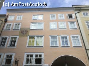 [P21] Salzburg - multe dintre cladiri au marcat la baza acoperisului anul constructiei » foto by mishu
 - 
<span class="allrVoted glyphicon glyphicon-heart hidden" id="av1160574"></span>
<a class="m-l-10 hidden" id="sv1160574" onclick="voting_Foto_DelVot(,1160574,464)" role="button">șterge vot <span class="glyphicon glyphicon-remove"></span></a>
<a id="v91160574" class=" c-red"  onclick="voting_Foto_SetVot(1160574)" role="button"><span class="glyphicon glyphicon-heart-empty"></span> <b>LIKE</b> = Votează poza</a> <img class="hidden"  id="f1160574W9" src="/imagini/loader.gif" border="0" /><span class="AjErrMes hidden" id="e1160574ErM"></span>