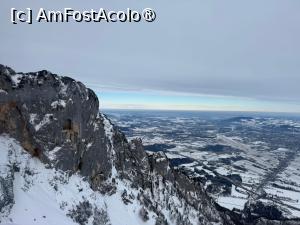 [P16] Telecabina spre Untersberg » foto by adso
 - 
<span class="allrVoted glyphicon glyphicon-heart hidden" id="av1517525"></span>
<a class="m-l-10 hidden" id="sv1517525" onclick="voting_Foto_DelVot(,1517525,464)" role="button">șterge vot <span class="glyphicon glyphicon-remove"></span></a>
<a id="v91517525" class=" c-red"  onclick="voting_Foto_SetVot(1517525)" role="button"><span class="glyphicon glyphicon-heart-empty"></span> <b>LIKE</b> = Votează poza</a> <img class="hidden"  id="f1517525W9" src="/imagini/loader.gif" border="0" /><span class="AjErrMes hidden" id="e1517525ErM"></span>