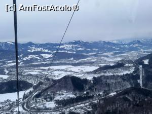 [P48] Telecabina de pe Untersberg » foto by adso
 - 
<span class="allrVoted glyphicon glyphicon-heart hidden" id="av1517557"></span>
<a class="m-l-10 hidden" id="sv1517557" onclick="voting_Foto_DelVot(,1517557,464)" role="button">șterge vot <span class="glyphicon glyphicon-remove"></span></a>
<a id="v91517557" class=" c-red"  onclick="voting_Foto_SetVot(1517557)" role="button"><span class="glyphicon glyphicon-heart-empty"></span> <b>LIKE</b> = Votează poza</a> <img class="hidden"  id="f1517557W9" src="/imagini/loader.gif" border="0" /><span class="AjErrMes hidden" id="e1517557ErM"></span>