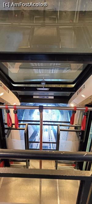 [P07] Interior funicular. » foto by tata123 🔱
 - 
<span class="allrVoted glyphicon glyphicon-heart hidden" id="av1425323"></span>
<a class="m-l-10 hidden" id="sv1425323" onclick="voting_Foto_DelVot(,1425323,464)" role="button">șterge vot <span class="glyphicon glyphicon-remove"></span></a>
<a id="v91425323" class=" c-red"  onclick="voting_Foto_SetVot(1425323)" role="button"><span class="glyphicon glyphicon-heart-empty"></span> <b>LIKE</b> = Votează poza</a> <img class="hidden"  id="f1425323W9" src="/imagini/loader.gif" border="0" /><span class="AjErrMes hidden" id="e1425323ErM"></span>