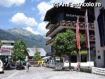 [P18] Centru St.Anton am Arlberg-zona pietonala » foto by BOGDAN DSN
 - 
<span class="allrVoted glyphicon glyphicon-heart hidden" id="av62911"></span>
<a class="m-l-10 hidden" id="sv62911" onclick="voting_Foto_DelVot(,62911,465)" role="button">șterge vot <span class="glyphicon glyphicon-remove"></span></a>
<a id="v962911" class=" c-red"  onclick="voting_Foto_SetVot(62911)" role="button"><span class="glyphicon glyphicon-heart-empty"></span> <b>LIKE</b> = Votează poza</a> <img class="hidden"  id="f62911W9" src="/imagini/loader.gif" border="0" /><span class="AjErrMes hidden" id="e62911ErM"></span>