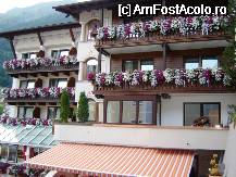 [P22] Unul din hotelurile din Ischgl » foto by BOGDAN DSN
 - 
<span class="allrVoted glyphicon glyphicon-heart hidden" id="av62915"></span>
<a class="m-l-10 hidden" id="sv62915" onclick="voting_Foto_DelVot(,62915,465)" role="button">șterge vot <span class="glyphicon glyphicon-remove"></span></a>
<a id="v962915" class=" c-red"  onclick="voting_Foto_SetVot(62915)" role="button"><span class="glyphicon glyphicon-heart-empty"></span> <b>LIKE</b> = Votează poza</a> <img class="hidden"  id="f62915W9" src="/imagini/loader.gif" border="0" /><span class="AjErrMes hidden" id="e62915ErM"></span>