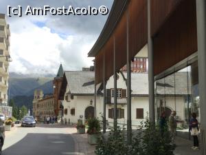 [P32] St Moritz - Prin oras » foto by mishu
 - 
<span class="allrVoted glyphicon glyphicon-heart hidden" id="av1022138"></span>
<a class="m-l-10 hidden" id="sv1022138" onclick="voting_Foto_DelVot(,1022138,465)" role="button">șterge vot <span class="glyphicon glyphicon-remove"></span></a>
<a id="v91022138" class=" c-red"  onclick="voting_Foto_SetVot(1022138)" role="button"><span class="glyphicon glyphicon-heart-empty"></span> <b>LIKE</b> = Votează poza</a> <img class="hidden"  id="f1022138W9" src="/imagini/loader.gif" border="0" /><span class="AjErrMes hidden" id="e1022138ErM"></span>