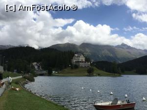 [P37] St Moritz - Lacul si hotelul Waldhaus » foto by mishu
 - 
<span class="allrVoted glyphicon glyphicon-heart hidden" id="av1022144"></span>
<a class="m-l-10 hidden" id="sv1022144" onclick="voting_Foto_DelVot(,1022144,465)" role="button">șterge vot <span class="glyphicon glyphicon-remove"></span></a>
<a id="v91022144" class=" c-red"  onclick="voting_Foto_SetVot(1022144)" role="button"><span class="glyphicon glyphicon-heart-empty"></span> <b>LIKE</b> = Votează poza</a> <img class="hidden"  id="f1022144W9" src="/imagini/loader.gif" border="0" /><span class="AjErrMes hidden" id="e1022144ErM"></span>