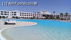 [P02] Piscina hotel » foto by mstefan
 - 
<span class="allrVoted glyphicon glyphicon-heart hidden" id="av864723"></span>
<a class="m-l-10 hidden" id="sv864723" onclick="voting_Foto_DelVot(,864723,47)" role="button">șterge vot <span class="glyphicon glyphicon-remove"></span></a>
<a id="v9864723" class=" c-red"  onclick="voting_Foto_SetVot(864723)" role="button"><span class="glyphicon glyphicon-heart-empty"></span> <b>LIKE</b> = Votează poza</a> <img class="hidden"  id="f864723W9" src="/imagini/loader.gif" border="0" /><span class="AjErrMes hidden" id="e864723ErM"></span>