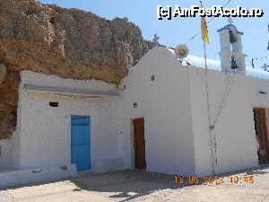 [P05] Bisericuta din Hersonissos, construita in stanca.  » foto by Rodel
 - 
<span class="allrVoted glyphicon glyphicon-heart hidden" id="av429218"></span>
<a class="m-l-10 hidden" id="sv429218" onclick="voting_Foto_DelVot(,429218,481)" role="button">șterge vot <span class="glyphicon glyphicon-remove"></span></a>
<a id="v9429218" class=" c-red"  onclick="voting_Foto_SetVot(429218)" role="button"><span class="glyphicon glyphicon-heart-empty"></span> <b>LIKE</b> = Votează poza</a> <img class="hidden"  id="f429218W9" src="/imagini/loader.gif" border="0" /><span class="AjErrMes hidden" id="e429218ErM"></span>