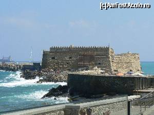[P12] Fortareata Venetiana - Heraklion » foto by Xander
 - 
<span class="allrVoted glyphicon glyphicon-heart hidden" id="av556416"></span>
<a class="m-l-10 hidden" id="sv556416" onclick="voting_Foto_DelVot(,556416,481)" role="button">șterge vot <span class="glyphicon glyphicon-remove"></span></a>
<a id="v9556416" class=" c-red"  onclick="voting_Foto_SetVot(556416)" role="button"><span class="glyphicon glyphicon-heart-empty"></span> <b>LIKE</b> = Votează poza</a> <img class="hidden"  id="f556416W9" src="/imagini/loader.gif" border="0" /><span class="AjErrMes hidden" id="e556416ErM"></span>