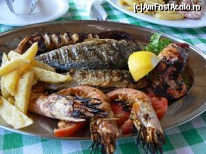 [P15] Sea food Mix grill » foto by Xander
 - 
<span class="allrVoted glyphicon glyphicon-heart hidden" id="av556420"></span>
<a class="m-l-10 hidden" id="sv556420" onclick="voting_Foto_DelVot(,556420,481)" role="button">șterge vot <span class="glyphicon glyphicon-remove"></span></a>
<a id="v9556420" class=" c-red"  onclick="voting_Foto_SetVot(556420)" role="button"><span class="glyphicon glyphicon-heart-empty"></span> <b>LIKE</b> = Votează poza</a> <img class="hidden"  id="f556420W9" src="/imagini/loader.gif" border="0" /><span class="AjErrMes hidden" id="e556420ErM"></span>