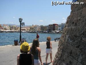 [P16] Faleza si portul venetian din Chania, in nord/vestul Cretei.  » foto by calatorul
 - 
<span class="allrVoted glyphicon glyphicon-heart hidden" id="av565267"></span>
<a class="m-l-10 hidden" id="sv565267" onclick="voting_Foto_DelVot(,565267,481)" role="button">șterge vot <span class="glyphicon glyphicon-remove"></span></a>
<a id="v9565267" class=" c-red"  onclick="voting_Foto_SetVot(565267)" role="button"><span class="glyphicon glyphicon-heart-empty"></span> <b>LIKE</b> = Votează poza</a> <img class="hidden"  id="f565267W9" src="/imagini/loader.gif" border="0" /><span class="AjErrMes hidden" id="e565267ErM"></span>