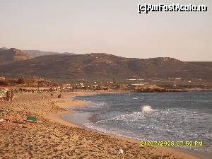 [P03] PLaja Falassarna din vestul extrem al insulei este spectaculoasa si greu de descris.  » foto by calatorul
 - 
<span class="allrVoted glyphicon glyphicon-heart hidden" id="av562115"></span>
<a class="m-l-10 hidden" id="sv562115" onclick="voting_Foto_DelVot(,562115,481)" role="button">șterge vot <span class="glyphicon glyphicon-remove"></span></a>
<a id="v9562115" class=" c-red"  onclick="voting_Foto_SetVot(562115)" role="button"><span class="glyphicon glyphicon-heart-empty"></span> <b>LIKE</b> = Votează poza</a> <img class="hidden"  id="f562115W9" src="/imagini/loader.gif" border="0" /><span class="AjErrMes hidden" id="e562115ErM"></span>