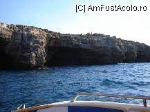 [P14] Alte pesteri intalnite de-a lungul tarmului stancos,in care se poate intra cu barci de mici dimensiuni » foto by BOGDAN DSN
 - 
<span class="allrVoted glyphicon glyphicon-heart hidden" id="av90722"></span>
<a class="m-l-10 hidden" id="sv90722" onclick="voting_Foto_DelVot(,90722,481)" role="button">șterge vot <span class="glyphicon glyphicon-remove"></span></a>
<a id="v990722" class=" c-red"  onclick="voting_Foto_SetVot(90722)" role="button"><span class="glyphicon glyphicon-heart-empty"></span> <b>LIKE</b> = Votează poza</a> <img class="hidden"  id="f90722W9" src="/imagini/loader.gif" border="0" /><span class="AjErrMes hidden" id="e90722ErM"></span>