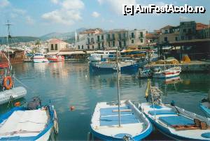 [P09] Rhetymnon, portul pare o vedere postala, ffind colorat cu barcile pescarilor locali » foto by mireille
 - 
<span class="allrVoted glyphicon glyphicon-heart hidden" id="av437965"></span>
<a class="m-l-10 hidden" id="sv437965" onclick="voting_Foto_DelVot(,437965,481)" role="button">șterge vot <span class="glyphicon glyphicon-remove"></span></a>
<a id="v9437965" class=" c-red"  onclick="voting_Foto_SetVot(437965)" role="button"><span class="glyphicon glyphicon-heart-empty"></span> <b>LIKE</b> = Votează poza</a> <img class="hidden"  id="f437965W9" src="/imagini/loader.gif" border="0" /><span class="AjErrMes hidden" id="e437965ErM"></span>