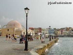 [P34] Moscheea Ienicerilor si portul venetian, Chania » foto by Maria V.
 - 
<span class="allrVoted glyphicon glyphicon-heart hidden" id="av659115"></span>
<a class="m-l-10 hidden" id="sv659115" onclick="voting_Foto_DelVot(,659115,481)" role="button">șterge vot <span class="glyphicon glyphicon-remove"></span></a>
<a id="v9659115" class=" c-red"  onclick="voting_Foto_SetVot(659115)" role="button"><span class="glyphicon glyphicon-heart-empty"></span> <b>LIKE</b> = Votează poza</a> <img class="hidden"  id="f659115W9" src="/imagini/loader.gif" border="0" /><span class="AjErrMes hidden" id="e659115ErM"></span>