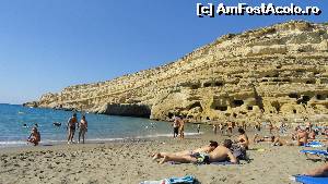 [P20] Plaja Matala in sud, una dintre cele mai frumoase din insula; spectaculoasele grote din peretele de gresie au fost locuite de primii crestini, apoi de ciobani si de mai recentii hippies » foto by zuftim
 - 
<span class="allrVoted glyphicon glyphicon-heart hidden" id="av537277"></span>
<a class="m-l-10 hidden" id="sv537277" onclick="voting_Foto_DelVot(,537277,481)" role="button">șterge vot <span class="glyphicon glyphicon-remove"></span></a>
<a id="v9537277" class=" c-red"  onclick="voting_Foto_SetVot(537277)" role="button"><span class="glyphicon glyphicon-heart-empty"></span> <b>LIKE</b> = Votează poza</a> <img class="hidden"  id="f537277W9" src="/imagini/loader.gif" border="0" /><span class="AjErrMes hidden" id="e537277ErM"></span>