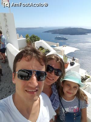 [P19] Santorini » foto by rudy
 - 
<span class="allrVoted glyphicon glyphicon-heart hidden" id="av819388"></span>
<a class="m-l-10 hidden" id="sv819388" onclick="voting_Foto_DelVot(,819388,481)" role="button">șterge vot <span class="glyphicon glyphicon-remove"></span></a>
<a id="v9819388" class=" c-red"  onclick="voting_Foto_SetVot(819388)" role="button"><span class="glyphicon glyphicon-heart-empty"></span> <b>LIKE</b> = Votează poza</a> <img class="hidden"  id="f819388W9" src="/imagini/loader.gif" border="0" /><span class="AjErrMes hidden" id="e819388ErM"></span>