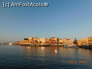 [P06] Chania în port » foto by irinad
 - 
<span class="allrVoted glyphicon glyphicon-heart hidden" id="av1084158"></span>
<a class="m-l-10 hidden" id="sv1084158" onclick="voting_Foto_DelVot(,1084158,481)" role="button">șterge vot <span class="glyphicon glyphicon-remove"></span></a>
<a id="v91084158" class=" c-red"  onclick="voting_Foto_SetVot(1084158)" role="button"><span class="glyphicon glyphicon-heart-empty"></span> <b>LIKE</b> = Votează poza</a> <img class="hidden"  id="f1084158W9" src="/imagini/loader.gif" border="0" /><span class="AjErrMes hidden" id="e1084158ErM"></span>