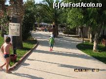 [P22] alee spre zona fastfood si barul pt plaja » foto by alipiticot
 - 
<span class="allrVoted glyphicon glyphicon-heart hidden" id="av297770"></span>
<a class="m-l-10 hidden" id="sv297770" onclick="voting_Foto_DelVot(,297770,494)" role="button">șterge vot <span class="glyphicon glyphicon-remove"></span></a>
<a id="v9297770" class=" c-red"  onclick="voting_Foto_SetVot(297770)" role="button"><span class="glyphicon glyphicon-heart-empty"></span> <b>LIKE</b> = Votează poza</a> <img class="hidden"  id="f297770W9" src="/imagini/loader.gif" border="0" /><span class="AjErrMes hidden" id="e297770ErM"></span>