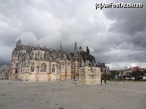 [P13] Batalha- o capodopera a artei gotice portugheze » foto by Marian Preda
 - 
<span class="allrVoted glyphicon glyphicon-heart hidden" id="av548349"></span>
<a class="m-l-10 hidden" id="sv548349" onclick="voting_Foto_DelVot(,548349,516)" role="button">șterge vot <span class="glyphicon glyphicon-remove"></span></a>
<a id="v9548349" class=" c-red"  onclick="voting_Foto_SetVot(548349)" role="button"><span class="glyphicon glyphicon-heart-empty"></span> <b>LIKE</b> = Votează poza</a> <img class="hidden"  id="f548349W9" src="/imagini/loader.gif" border="0" /><span class="AjErrMes hidden" id="e548349ErM"></span>