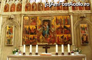 [P14] Altarul Mariei, vaduvit de doua piese aflate acum in America. Multa lumina in biserica. Nici nu am folosit blitz-ul.  » foto by Radu Tudoran
 - 
<span class="allrVoted glyphicon glyphicon-heart hidden" id="av680030"></span>
<a class="m-l-10 hidden" id="sv680030" onclick="voting_Foto_DelVot(,680030,518)" role="button">șterge vot <span class="glyphicon glyphicon-remove"></span></a>
<a id="v9680030" class=" c-red"  onclick="voting_Foto_SetVot(680030)" role="button"><span class="glyphicon glyphicon-heart-empty"></span> <b>LIKE</b> = Votează poza</a> <img class="hidden"  id="f680030W9" src="/imagini/loader.gif" border="0" /><span class="AjErrMes hidden" id="e680030ErM"></span>