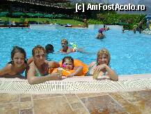 [P02] piscina 'medie' iar in spate restaurantul principal » foto by bobyrodin
 - 
<span class="allrVoted glyphicon glyphicon-heart hidden" id="av23738"></span>
<a class="m-l-10 hidden" id="sv23738" onclick="voting_Foto_DelVot(,23738,53)" role="button">șterge vot <span class="glyphicon glyphicon-remove"></span></a>
<a id="v923738" class=" c-red"  onclick="voting_Foto_SetVot(23738)" role="button"><span class="glyphicon glyphicon-heart-empty"></span> <b>LIKE</b> = Votează poza</a> <img class="hidden"  id="f23738W9" src="/imagini/loader.gif" border="0" /><span class="AjErrMes hidden" id="e23738ErM"></span>