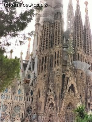 [P06] Sagrada din lateral » foto by Mery
 - 
<span class="allrVoted glyphicon glyphicon-heart hidden" id="av1398092"></span>
<a class="m-l-10 hidden" id="sv1398092" onclick="voting_Foto_DelVot(,1398092,539)" role="button">șterge vot <span class="glyphicon glyphicon-remove"></span></a>
<a id="v91398092" class=" c-red"  onclick="voting_Foto_SetVot(1398092)" role="button"><span class="glyphicon glyphicon-heart-empty"></span> <b>LIKE</b> = Votează poza</a> <img class="hidden"  id="f1398092W9" src="/imagini/loader.gif" border="0" /><span class="AjErrMes hidden" id="e1398092ErM"></span>