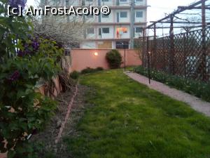 [P10] Casa Nanu - Eforie Nord – Strada Meduzei » foto by danaeldreny*
 - 
<span class="allrVoted glyphicon glyphicon-heart hidden" id="av869881"></span>
<a class="m-l-10 hidden" id="sv869881" onclick="voting_Foto_DelVot(,869881,541)" role="button">șterge vot <span class="glyphicon glyphicon-remove"></span></a>
<a id="v9869881" class=" c-red"  onclick="voting_Foto_SetVot(869881)" role="button"><span class="glyphicon glyphicon-heart-empty"></span> <b>LIKE</b> = Votează poza</a> <img class="hidden"  id="f869881W9" src="/imagini/loader.gif" border="0" /><span class="AjErrMes hidden" id="e869881ErM"></span>