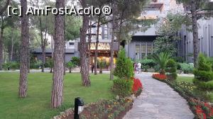 [P20] intrare hotel » foto by lidana
 - 
<span class="allrVoted glyphicon glyphicon-heart hidden" id="av998163"></span>
<a class="m-l-10 hidden" id="sv998163" onclick="voting_Foto_DelVot(,998163,55)" role="button">șterge vot <span class="glyphicon glyphicon-remove"></span></a>
<a id="v9998163" class=" c-red"  onclick="voting_Foto_SetVot(998163)" role="button"><span class="glyphicon glyphicon-heart-empty"></span> <b>LIKE</b> = Votează poza</a> <img class="hidden"  id="f998163W9" src="/imagini/loader.gif" border="0" /><span class="AjErrMes hidden" id="e998163ErM"></span>