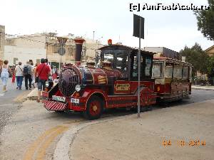 [P18] Malta - Alt mijloc de transport pentru turişti.  » foto by iulianic
 - 
<span class="allrVoted glyphicon glyphicon-heart hidden" id="av565484"></span>
<a class="m-l-10 hidden" id="sv565484" onclick="voting_Foto_DelVot(,565484,557)" role="button">șterge vot <span class="glyphicon glyphicon-remove"></span></a>
<a id="v9565484" class=" c-red"  onclick="voting_Foto_SetVot(565484)" role="button"><span class="glyphicon glyphicon-heart-empty"></span> <b>LIKE</b> = Votează poza</a> <img class="hidden"  id="f565484W9" src="/imagini/loader.gif" border="0" /><span class="AjErrMes hidden" id="e565484ErM"></span>