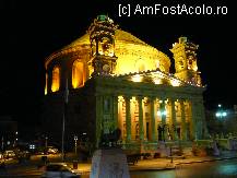 [P19] Rotunda din Mosta noaptea » foto by iuliaen
 - 
<span class="allrVoted glyphicon glyphicon-heart hidden" id="av241753"></span>
<a class="m-l-10 hidden" id="sv241753" onclick="voting_Foto_DelVot(,241753,557)" role="button">șterge vot <span class="glyphicon glyphicon-remove"></span></a>
<a id="v9241753" class=" c-red"  onclick="voting_Foto_SetVot(241753)" role="button"><span class="glyphicon glyphicon-heart-empty"></span> <b>LIKE</b> = Votează poza</a> <img class="hidden"  id="f241753W9" src="/imagini/loader.gif" border="0" /><span class="AjErrMes hidden" id="e241753ErM"></span>