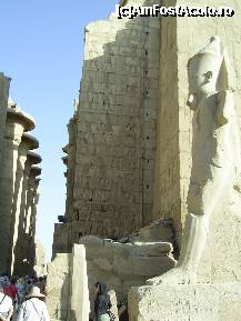 [P29] Templul din Karnak - Ziduri, coloane, statui si... turisti. » foto by iulianic
 - 
<span class="allrVoted glyphicon glyphicon-heart hidden" id="av298427"></span>
<a class="m-l-10 hidden" id="sv298427" onclick="voting_Foto_DelVot(,298427,566)" role="button">șterge vot <span class="glyphicon glyphicon-remove"></span></a>
<a id="v9298427" class=" c-red"  onclick="voting_Foto_SetVot(298427)" role="button"><span class="glyphicon glyphicon-heart-empty"></span> <b>LIKE</b> = Votează poza</a> <img class="hidden"  id="f298427W9" src="/imagini/loader.gif" border="0" /><span class="AjErrMes hidden" id="e298427ErM"></span>