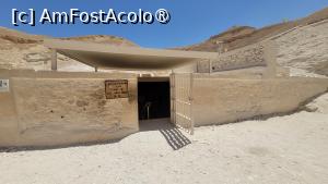 [P14] Mormantul lui Tuthankamon, Valea Regilor » foto by vlado2
 - 
<span class="allrVoted glyphicon glyphicon-heart hidden" id="av1522832"></span>
<a class="m-l-10 hidden" id="sv1522832" onclick="voting_Foto_DelVot(,1522832,566)" role="button">șterge vot <span class="glyphicon glyphicon-remove"></span></a>
<a id="v91522832" class=" c-red"  onclick="voting_Foto_SetVot(1522832)" role="button"><span class="glyphicon glyphicon-heart-empty"></span> <b>LIKE</b> = Votează poza</a> <img class="hidden"  id="f1522832W9" src="/imagini/loader.gif" border="0" /><span class="AjErrMes hidden" id="e1522832ErM"></span>