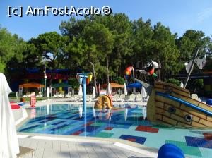 [P16] Rixos Sungate - Rixy World » foto by Cris
 - 
<span class="allrVoted glyphicon glyphicon-heart hidden" id="av977123"></span>
<a class="m-l-10 hidden" id="sv977123" onclick="voting_Foto_DelVot(,977123,58)" role="button">șterge vot <span class="glyphicon glyphicon-remove"></span></a>
<a id="v9977123" class=" c-red"  onclick="voting_Foto_SetVot(977123)" role="button"><span class="glyphicon glyphicon-heart-empty"></span> <b>LIKE</b> = Votează poza</a> <img class="hidden"  id="f977123W9" src="/imagini/loader.gif" border="0" /><span class="AjErrMes hidden" id="e977123ErM"></span>