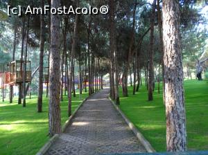 [P07] Rixos Sungate - prin pădure, în stânga este Aventura Park » foto by Cris
 - 
<span class="allrVoted glyphicon glyphicon-heart hidden" id="av977114"></span>
<a class="m-l-10 hidden" id="sv977114" onclick="voting_Foto_DelVot(,977114,58)" role="button">șterge vot <span class="glyphicon glyphicon-remove"></span></a>
<a id="v9977114" class=" c-red"  onclick="voting_Foto_SetVot(977114)" role="button"><span class="glyphicon glyphicon-heart-empty"></span> <b>LIKE</b> = Votează poza</a> <img class="hidden"  id="f977114W9" src="/imagini/loader.gif" border="0" /><span class="AjErrMes hidden" id="e977114ErM"></span>