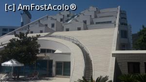 [P21] Mi-a plăcut foarte mult arhitectura hotelului cu scara de pe capătul clădirii pe care puteai să cobori direct în piscină » foto by sebigeanina
 - 
<span class="allrVoted glyphicon glyphicon-heart hidden" id="av873603"></span>
<a class="m-l-10 hidden" id="sv873603" onclick="voting_Foto_DelVot(,873603,58)" role="button">șterge vot <span class="glyphicon glyphicon-remove"></span></a>
<a id="v9873603" class=" c-red"  onclick="voting_Foto_SetVot(873603)" role="button"><span class="glyphicon glyphicon-heart-empty"></span> <b>LIKE</b> = Votează poza</a> <img class="hidden"  id="f873603W9" src="/imagini/loader.gif" border="0" /><span class="AjErrMes hidden" id="e873603ErM"></span>