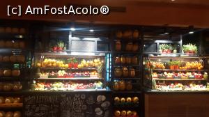 [P04] un mare plus zona din restaurant cu fructe » foto by sebigeanina
 - 
<span class="allrVoted glyphicon glyphicon-heart hidden" id="av873556"></span>
<a class="m-l-10 hidden" id="sv873556" onclick="voting_Foto_DelVot(,873556,58)" role="button">șterge vot <span class="glyphicon glyphicon-remove"></span></a>
<a id="v9873556" class=" c-red"  onclick="voting_Foto_SetVot(873556)" role="button"><span class="glyphicon glyphicon-heart-empty"></span> <b>LIKE</b> = Votează poza</a> <img class="hidden"  id="f873556W9" src="/imagini/loader.gif" border="0" /><span class="AjErrMes hidden" id="e873556ErM"></span>
