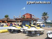 [P12] Sporturi pe apa la Ag. Mikolaos » foto by ionescunic
 - 
<span class="allrVoted glyphicon glyphicon-heart hidden" id="av100200"></span>
<a class="m-l-10 hidden" id="sv100200" onclick="voting_Foto_DelVot(,100200,583)" role="button">șterge vot <span class="glyphicon glyphicon-remove"></span></a>
<a id="v9100200" class=" c-red"  onclick="voting_Foto_SetVot(100200)" role="button"><span class="glyphicon glyphicon-heart-empty"></span> <b>LIKE</b> = Votează poza</a> <img class="hidden"  id="f100200W9" src="/imagini/loader.gif" border="0" /><span class="AjErrMes hidden" id="e100200ErM"></span>
