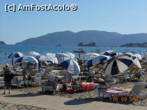 [P27] Astir Palace Hotel - Plaja.  » foto by iulianic
 - 
<span class="allrVoted glyphicon glyphicon-heart hidden" id="av906174"></span>
<a class="m-l-10 hidden" id="sv906174" onclick="voting_Foto_DelVot(,906174,585)" role="button">șterge vot <span class="glyphicon glyphicon-remove"></span></a>
<a id="v9906174" class=" c-red"  onclick="voting_Foto_SetVot(906174)" role="button"><span class="glyphicon glyphicon-heart-empty"></span> <b>LIKE</b> = Votează poza</a> <img class="hidden"  id="f906174W9" src="/imagini/loader.gif" border="0" /><span class="AjErrMes hidden" id="e906174ErM"></span>