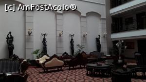 [P14] O zona foarte frumoasa de relaxare in hotel, e undeva pe la etajul 4, cred.  » foto by Lisa
 - 
<span class="allrVoted glyphicon glyphicon-heart hidden" id="av1061921"></span>
<a class="m-l-10 hidden" id="sv1061921" onclick="voting_Foto_DelVot(,1061921,6)" role="button">șterge vot <span class="glyphicon glyphicon-remove"></span></a>
<a id="v91061921" class=" c-red"  onclick="voting_Foto_SetVot(1061921)" role="button"><span class="glyphicon glyphicon-heart-empty"></span> <b>LIKE</b> = Votează poza</a> <img class="hidden"  id="f1061921W9" src="/imagini/loader.gif" border="0" /><span class="AjErrMes hidden" id="e1061921ErM"></span>
