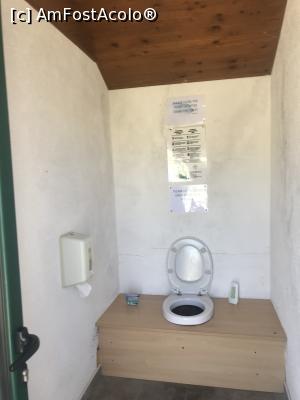 [P43] WC, Biokovo » foto by krisstinna
 - 
<span class="allrVoted glyphicon glyphicon-heart hidden" id="av993977"></span>
<a class="m-l-10 hidden" id="sv993977" onclick="voting_Foto_DelVot(,993977,619)" role="button">șterge vot <span class="glyphicon glyphicon-remove"></span></a>
<a id="v9993977" class=" c-red"  onclick="voting_Foto_SetVot(993977)" role="button"><span class="glyphicon glyphicon-heart-empty"></span> <b>LIKE</b> = Votează poza</a> <img class="hidden"  id="f993977W9" src="/imagini/loader.gif" border="0" /><span class="AjErrMes hidden" id="e993977ErM"></span>