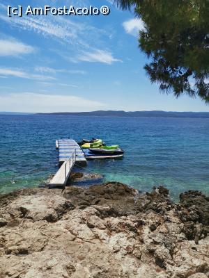 [P12] Watersports Brela » foto by Catalin Mate
 - 
<span class="allrVoted glyphicon glyphicon-heart hidden" id="av1180081"></span>
<a class="m-l-10 hidden" id="sv1180081" onclick="voting_Foto_DelVot(,1180081,619)" role="button">șterge vot <span class="glyphicon glyphicon-remove"></span></a>
<a id="v91180081" class=" c-red"  onclick="voting_Foto_SetVot(1180081)" role="button"><span class="glyphicon glyphicon-heart-empty"></span> <b>LIKE</b> = Votează poza</a> <img class="hidden"  id="f1180081W9" src="/imagini/loader.gif" border="0" /><span class="AjErrMes hidden" id="e1180081ErM"></span>