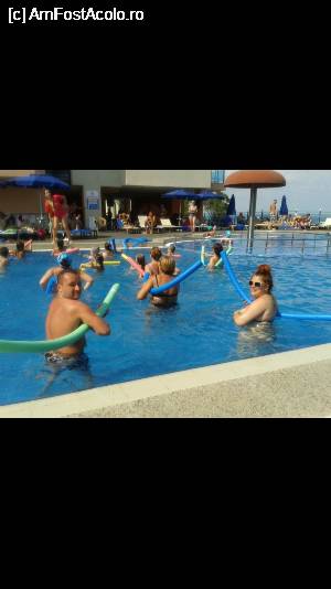 [P01] Gimnastica in piscina » foto by Marchis1987
 - 
<span class="allrVoted glyphicon glyphicon-heart hidden" id="av766774"></span>
<a class="m-l-10 hidden" id="sv766774" onclick="voting_Foto_DelVot(,766774,621)" role="button">șterge vot <span class="glyphicon glyphicon-remove"></span></a>
<a id="v9766774" class=" c-red"  onclick="voting_Foto_SetVot(766774)" role="button"><span class="glyphicon glyphicon-heart-empty"></span> <b>LIKE</b> = Votează poza</a> <img class="hidden"  id="f766774W9" src="/imagini/loader.gif" border="0" /><span class="AjErrMes hidden" id="e766774ErM"></span>